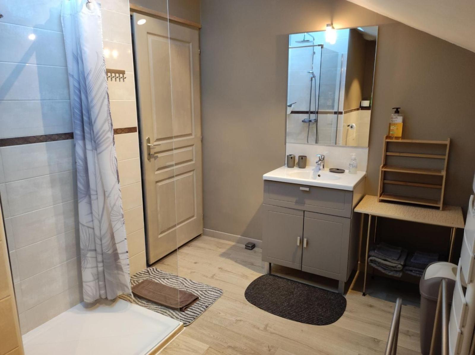 Appartement Gaston Vireux-Wallerand Esterno foto